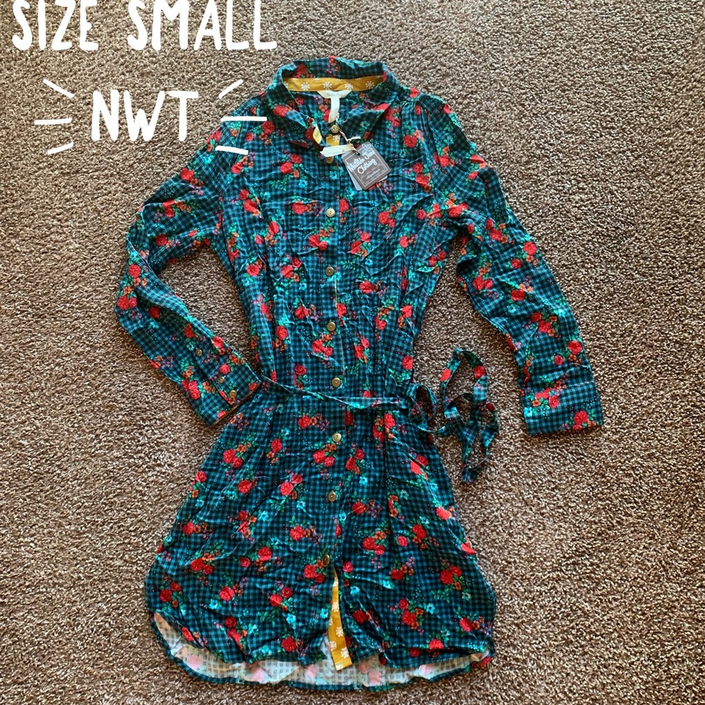 Fa La La Dress size S NWT